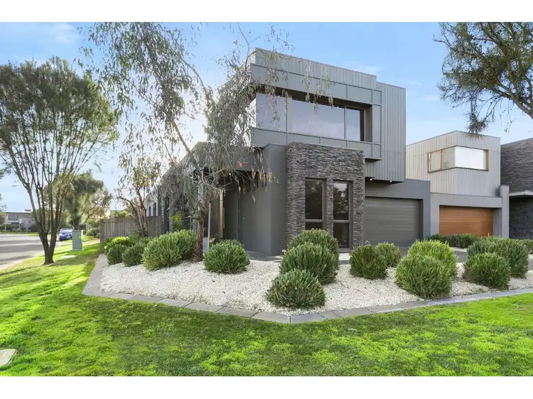 14 Links Drive, Torquay VIC 3228
