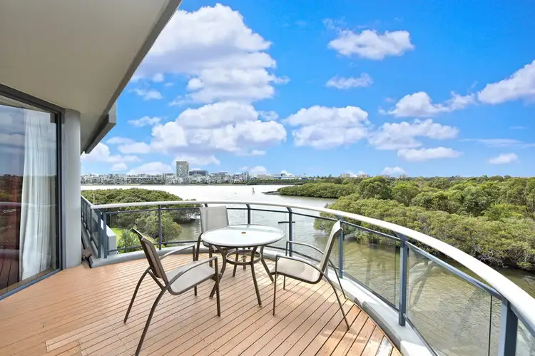 74/29 Bennelong Parkway, Wentworth Point NSW 2127