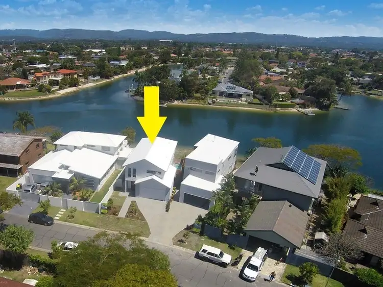 64A Avanti Street, Mermaid Waters QLD 4218