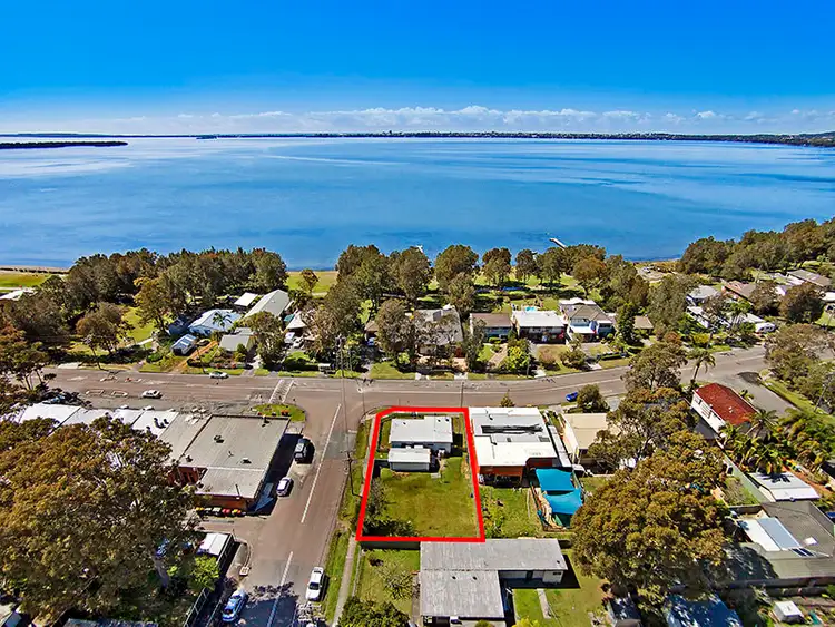 Second view of Homely house listing, 250 Lakedge Avenue, Berkeley Vale NSW 2261
