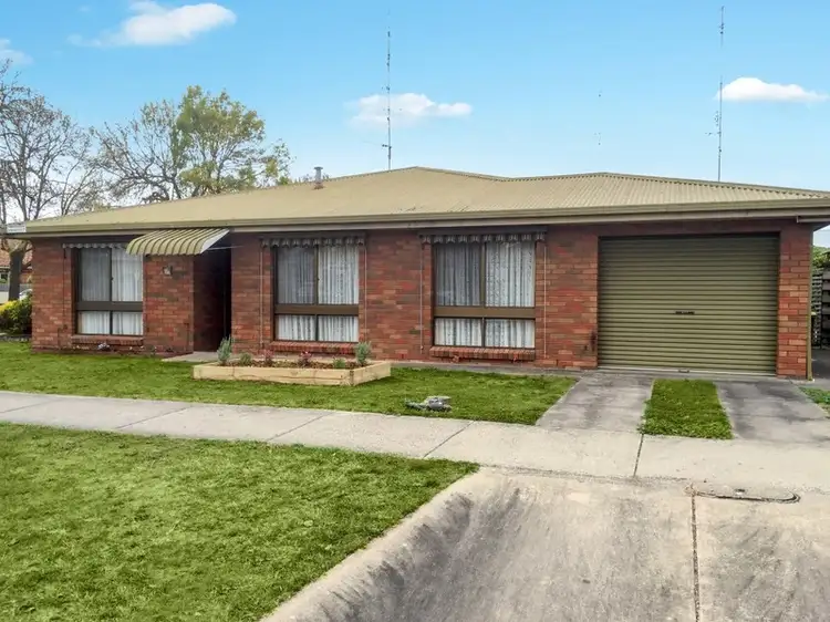 2/12 Manifold Street, Colac VIC 3250