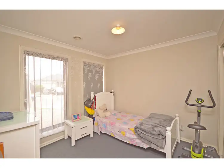 Fourth view of Homely unit listing, 1/22 Swinburne Crt, Truganina VIC 3029