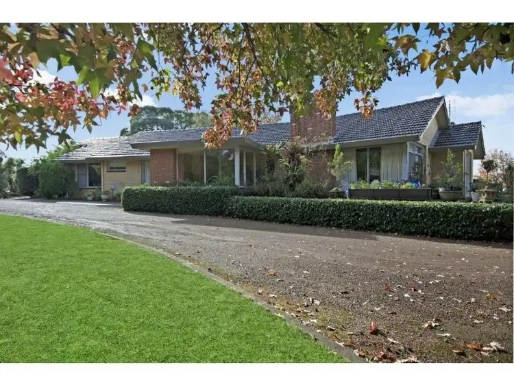 68 Hensley Park Road, Hamilton VIC 3300