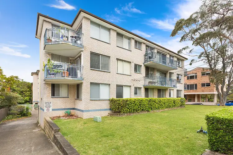 Main view of Homely unit listing, 9/72 Kurnell Road, Cronulla NSW 2230