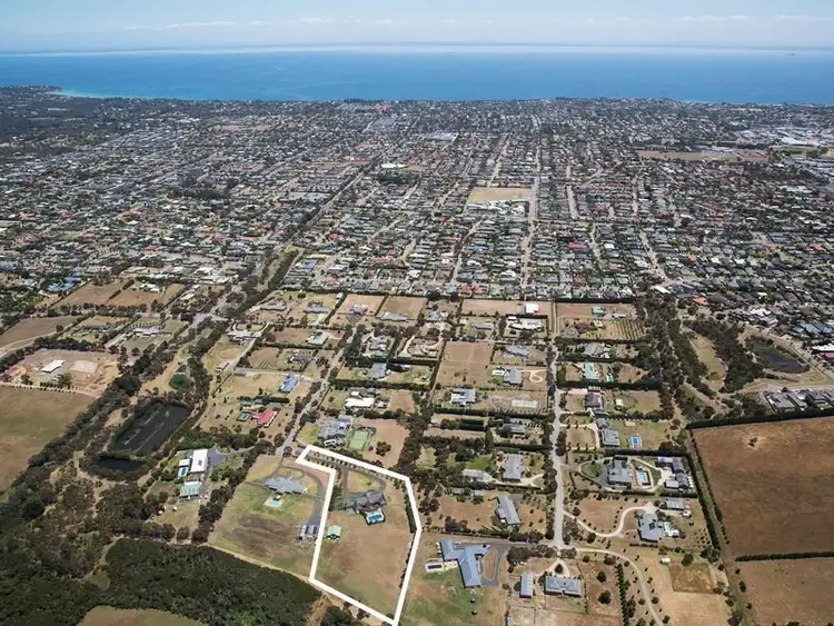 Second view of Homely house listing, 5 Bailey Place, Mornington VIC 3931