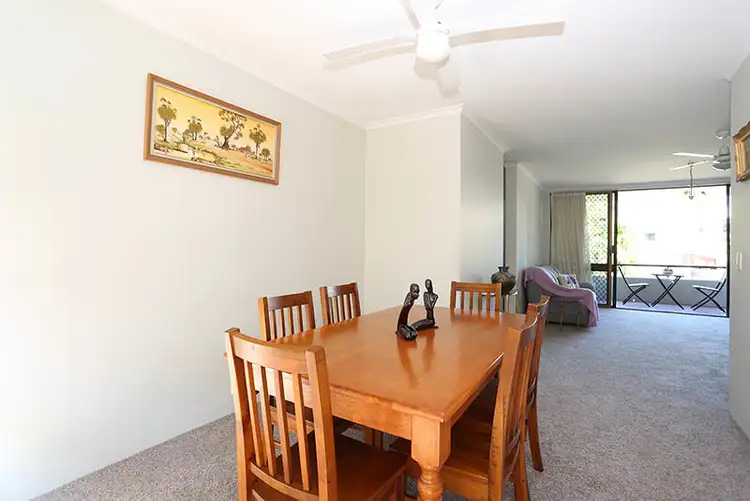 4/11 Shottery Street, Yeronga QLD 4104