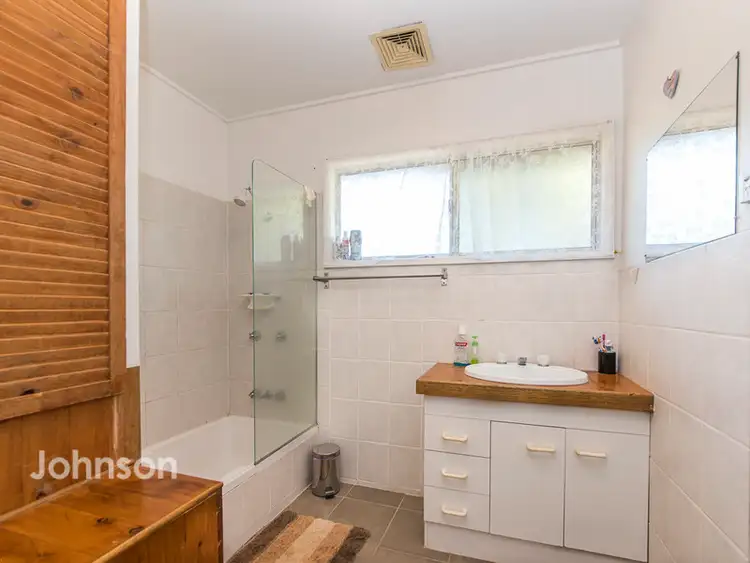 Sixth view of Homely house listing, 2 Cambridge Drive, Alexandra Hills QLD 4161