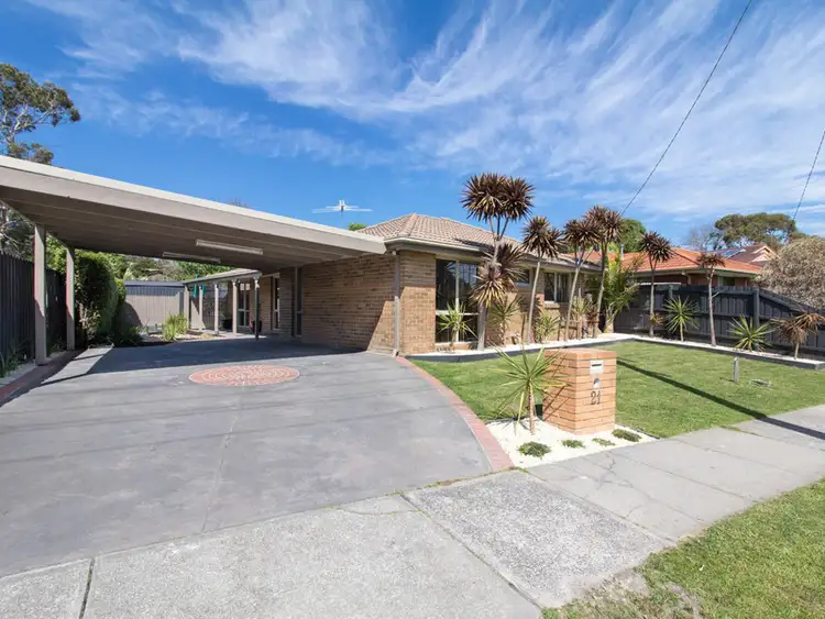 Main view of Homely house listing, 21 Wahgunyah Crescent, Langwarrin VIC 3910
