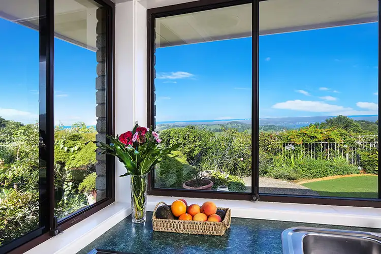 10 Summit Street, Flaxton QLD 4560