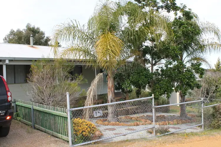 15 Zamia Terrace, Wundowie WA 6560