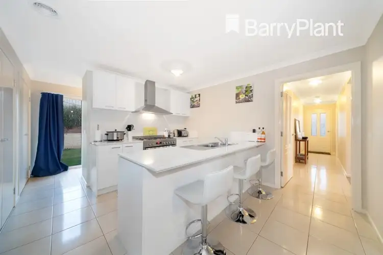 Second view of Homely house listing, 4 Greyfriars Way, Drouin VIC 3818