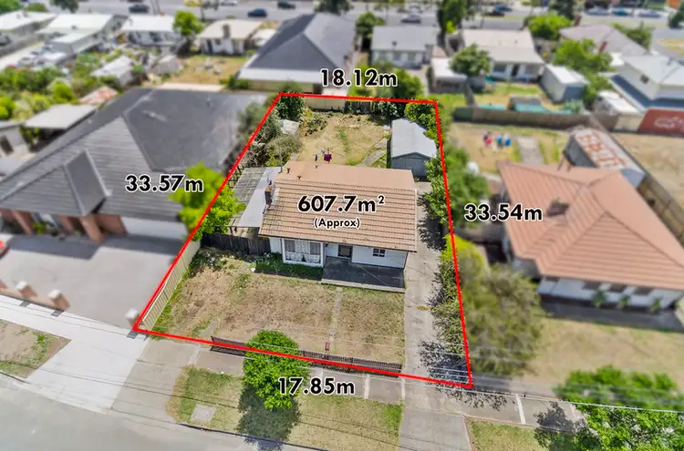 24 Howden Crescent, Braybrook VIC 3019