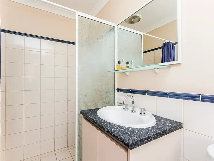 Seventh view of Homely house listing, 5 Keppoch Court, Kinross WA 6028