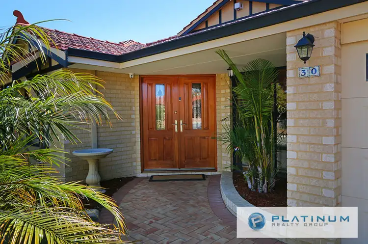 30 Carisbrooke Loop, Hocking WA 6065
