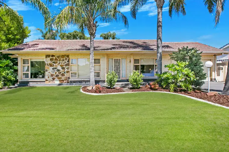 1 Montana Drive, Novar Gardens SA 5040