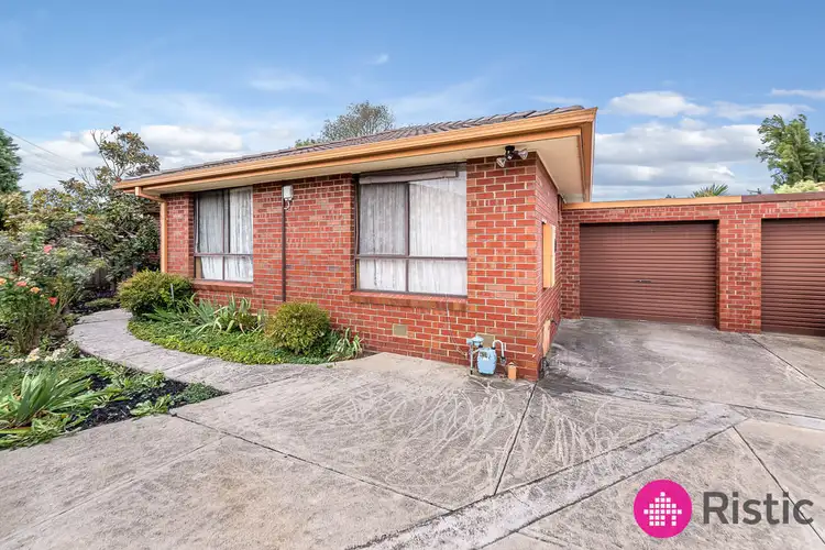 Second view of Homely unit listing, 2/16 Sieben Close, Mill Park VIC 3082