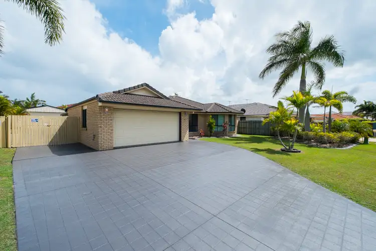 33 Headsail Drive, Banksia Beach QLD 4507