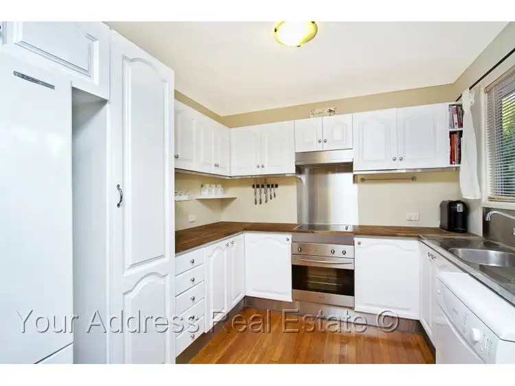 22 Green Road, Regents Park QLD 4118