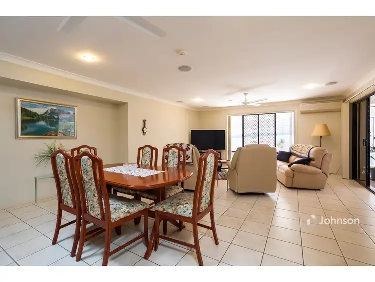 Third view of Homely house listing, 8 Merle Court, Birkdale QLD 4159