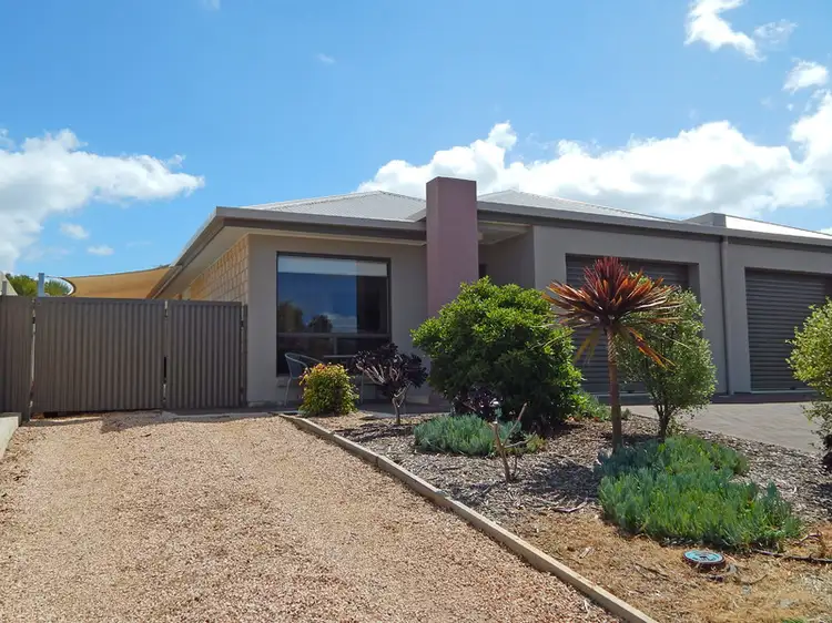 1/17 McLaren Street, Port Lincoln SA 5606