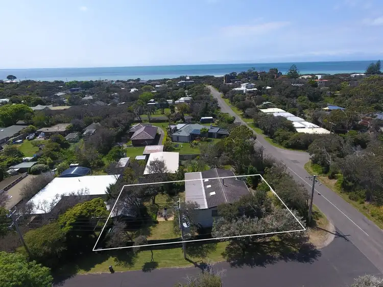 18 Murray Street, Rye VIC 3941