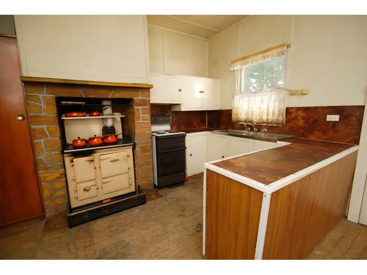 Sixth view of Homely house listing, 4 Sutcliffe Place, Katoomba NSW 2780