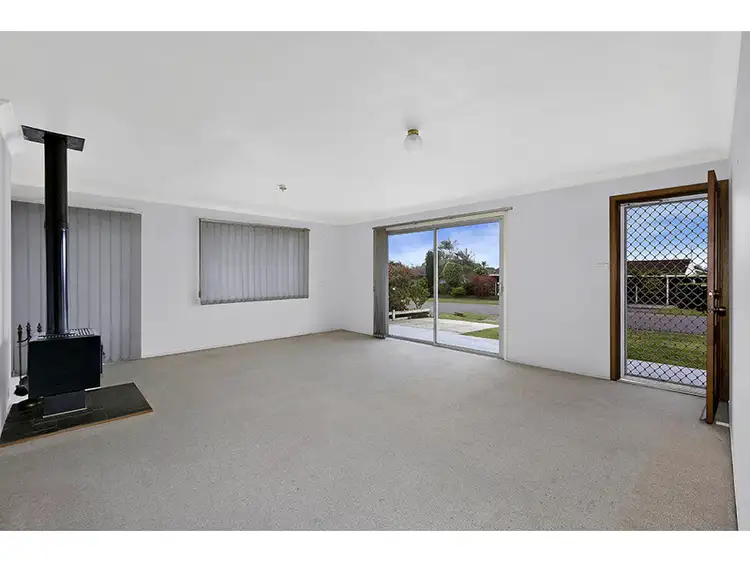 Third view of Homely house listing, 8 Maxwell Avenue, Gorokan NSW 2263