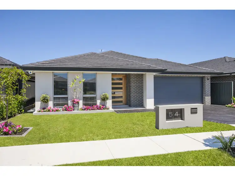 54 Easton Avenue, Spring Farm NSW 2570