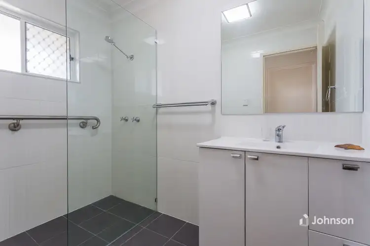 Sixth view of Homely villa listing, 7/14 Kensington Place, Birkdale QLD 4159