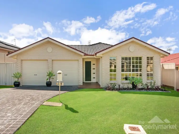 11 Greenhaven Circuit, Woongarrah NSW 2259