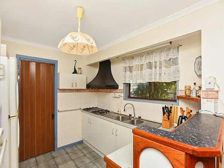 Fifth view of Homely house listing, 32 Cumberland Crescent, Huntfield Heights SA 5163