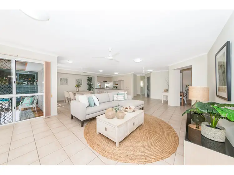 Fifth view of Homely house listing, 2 Blue Lake Court, Kirwan QLD 4817