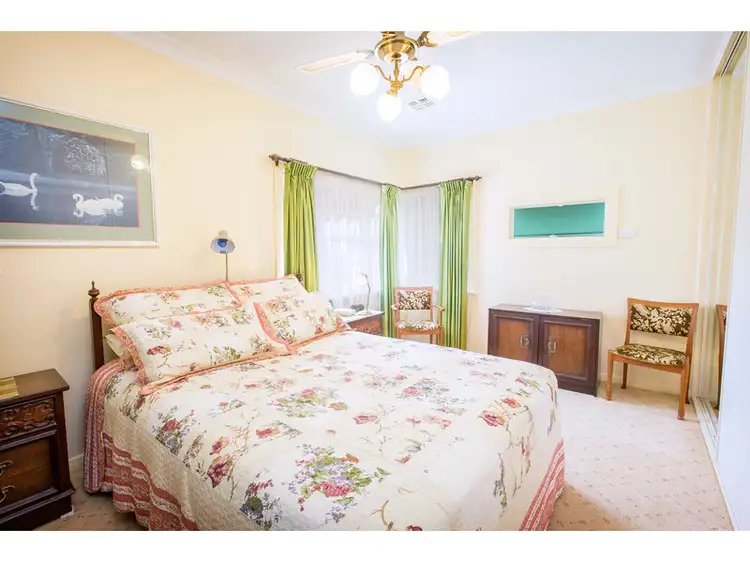 Seventh view of Homely house listing, 236 Bernhardt Street, East Albury NSW 2640