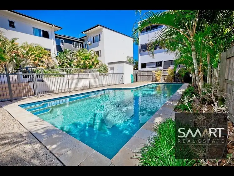 2/4 Proud Street, Labrador QLD 4215