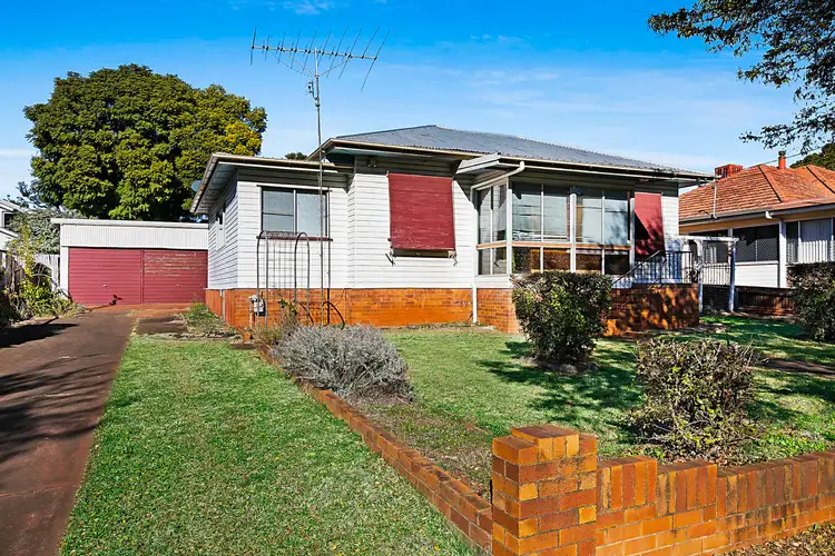 134 Taylor Street, Newtown QLD 4350