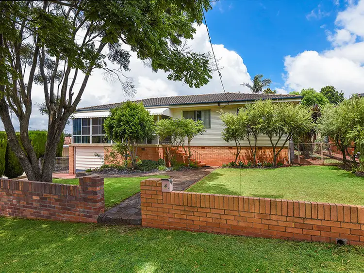 4 Loch Street, Centenary Heights QLD 4350
