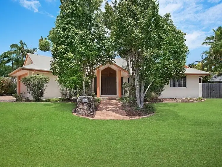 2 Windsurf Place, Noosa Waters QLD 4566