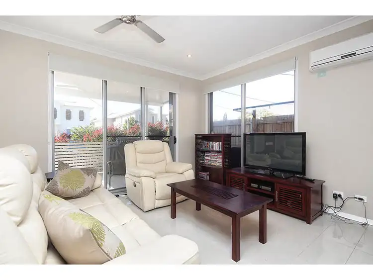 Third view of Homely townhouse listing, 1/25 Glen Street, Moorooka QLD 4105