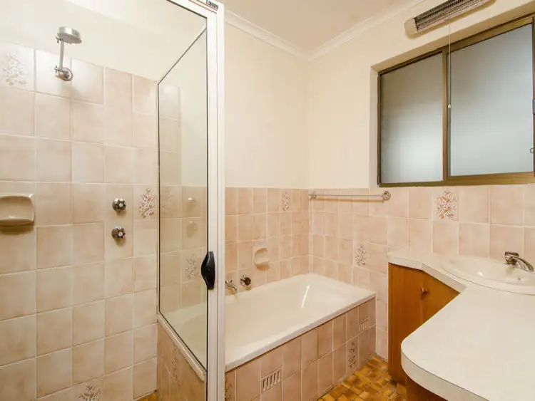 Sixth view of Homely unit listing, 1/1 Acacia Street, Mount Gambier SA 5290