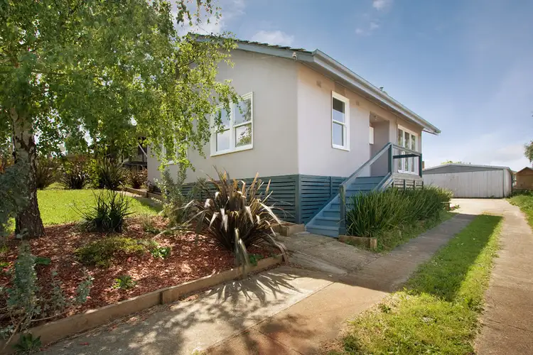 9 Bertram Street, Drouin VIC 3818