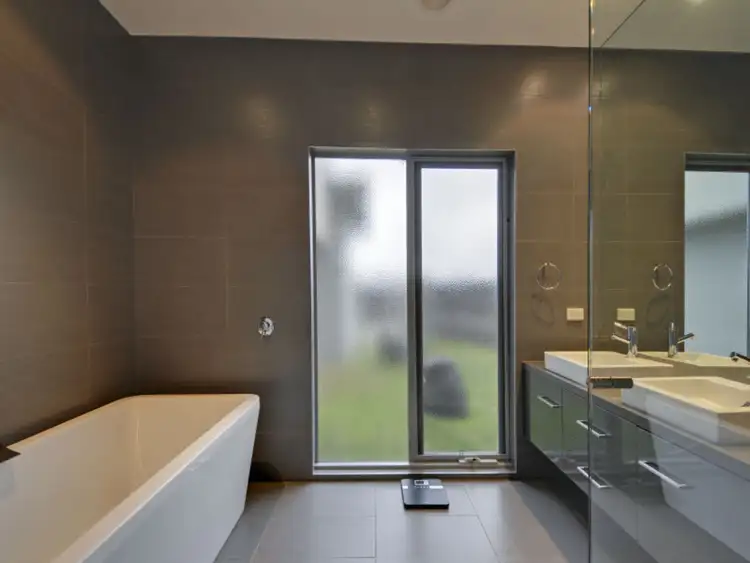 Sixth view of Homely house listing, 2 Themi Place, Traralgon VIC 3844