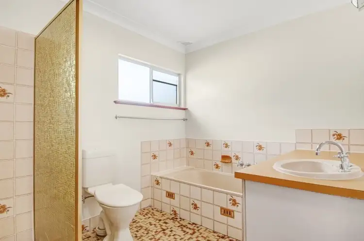 Fourth view of Homely house listing, 8 Geddes Close, Thornton NSW 2322