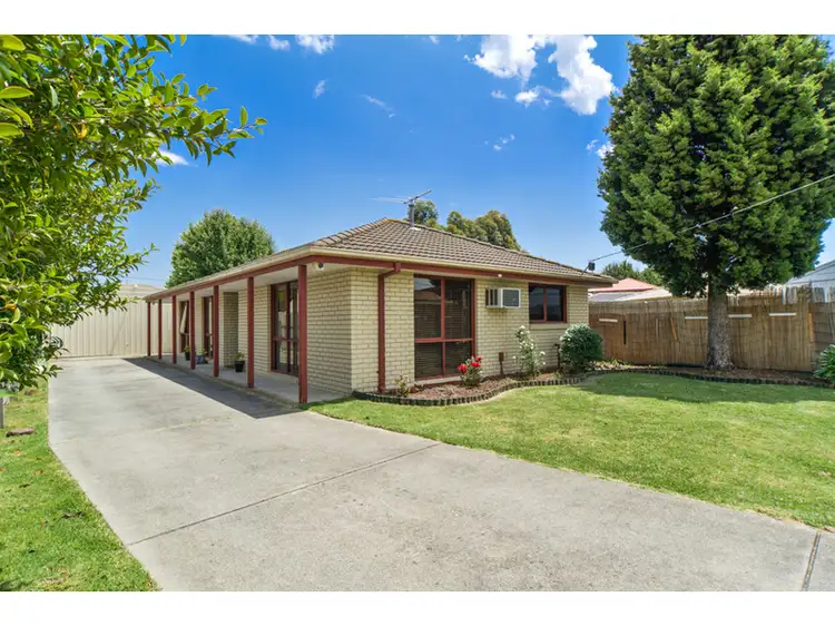88 Clairmont Avenue, Cranbourne VIC 3977