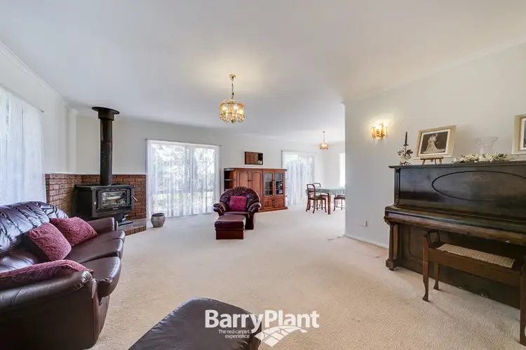 Seventh view of Homely house listing, 4 Ablett Court, Drouin VIC 3818