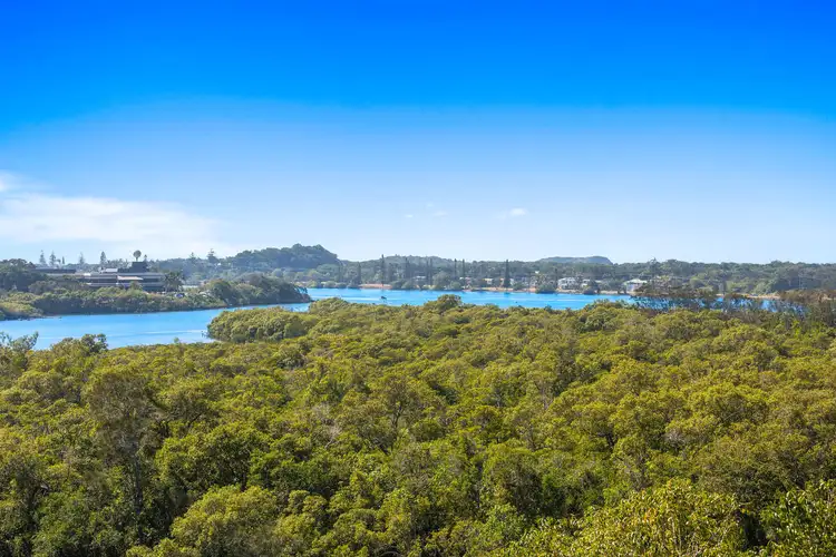 Fourth view of Homely house listing, 4 Dolphin Place, Banora Point NSW 2486