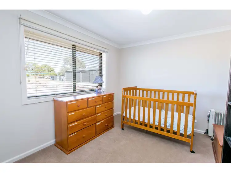 Seventh view of Homely house listing, 15 Claremont Place, Table Top NSW 2640