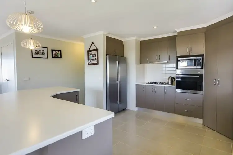 Fourth view of Homely house listing, 9 Kensington Square, Drouin VIC 3818