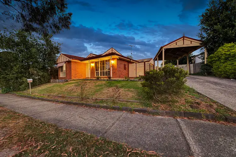 48 Meeking Drive, Pakenham VIC 3810