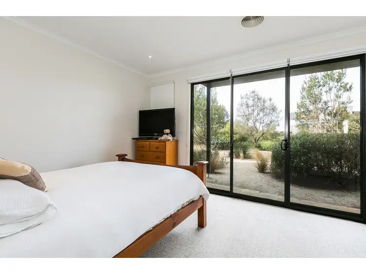 33 Coast Drive, Torquay VIC 3228