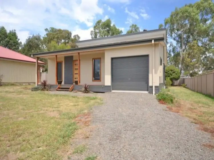 Second view of Homely house listing, 6 Chanro Court, Bonnie Doon VIC 3720